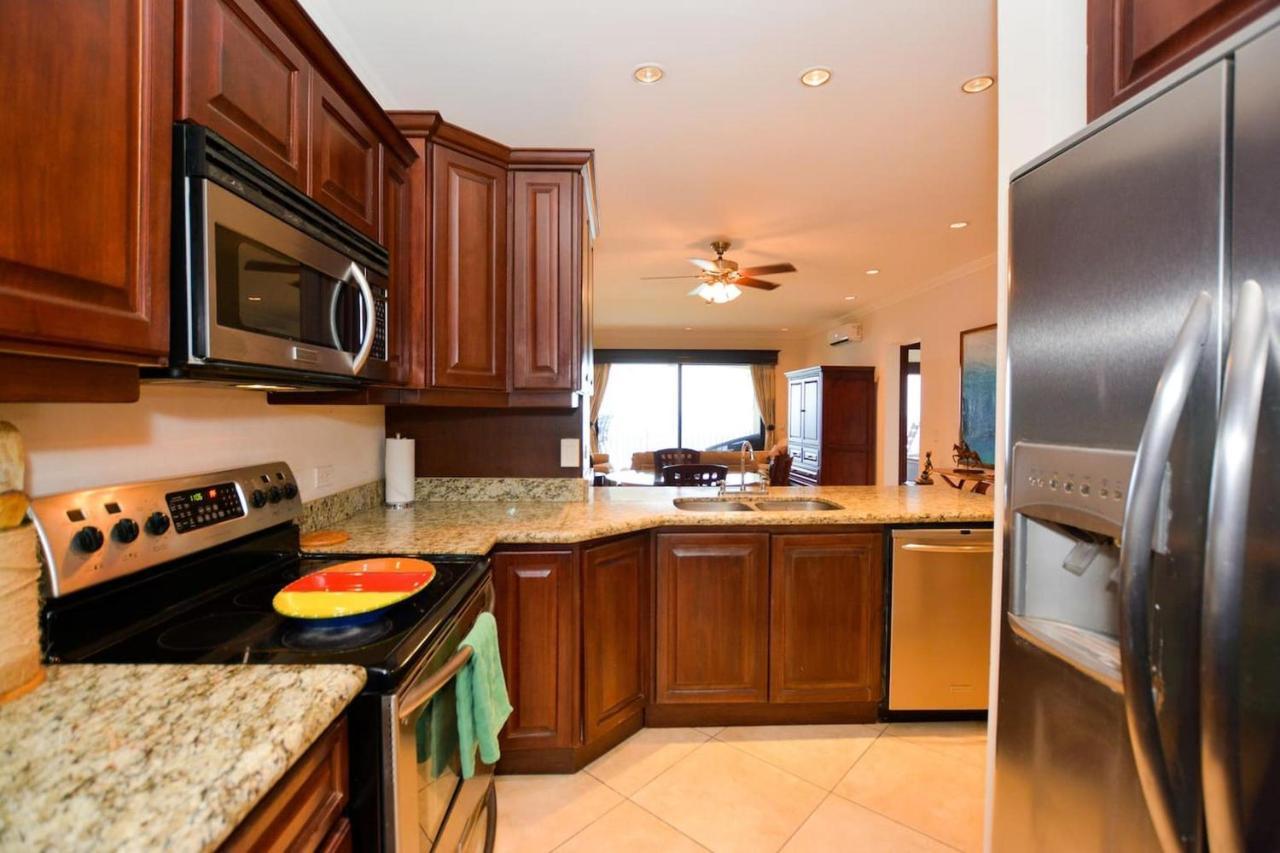 Exquisitely Decorated 5Th-Floor Aerie With Views Of Two Bays In Flamingo Villa Playa Flamingo Eksteriør bilde